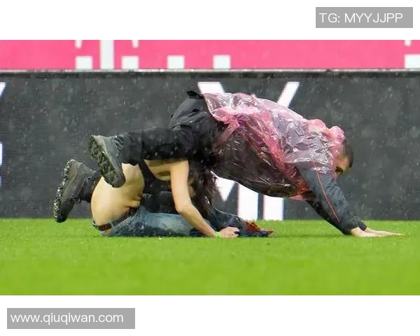 欧美足球运动员漏鸟事件揭秘背后的真相与影响分析 欧美足球运动员漏鸟事件揭秘背后的真相与影响分析